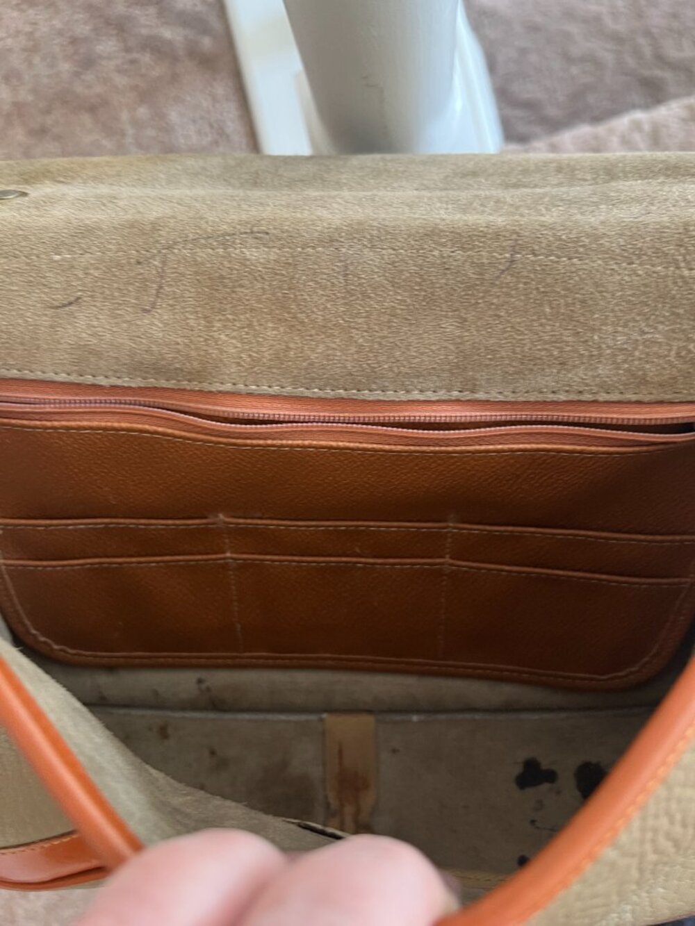 Vintage Dooney & Bourke All-Weather Leather Crossbody – Taupe & British Tan - Picture 13 of 15